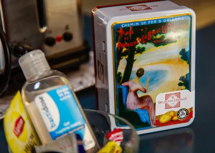 Daire Benoit, 80m De La Mer, Jardinet