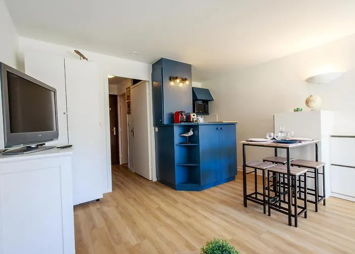 Benoit, 80m De La Mer, Jardinet Appartement *